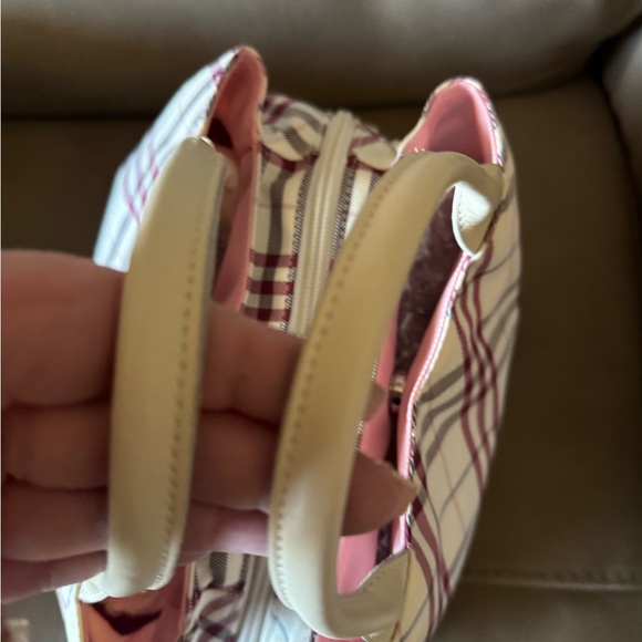 LAST DAY ‼️ EUC Rare Burberry Blue Label Pink & White Novacheck Canvas Tote Bag - Picture 17 of 17